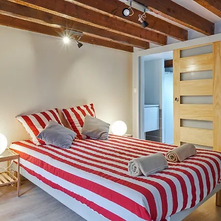 Le Saint Pierre, Atypique Au Coeur Du Centre Ville Daire Caen